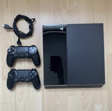 playstation satılır: Ps 4 fat 500 gb satilir sade modeldir Real aliciya endirim olunacag!!