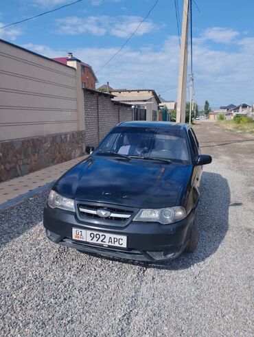 Легковой транспорт: Сдаю в аренду: Легковое авто