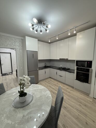 дом с орто сай: 2 бөлмө, Менчик ээси, Чогуу жашоосу жок, Толугу менен эмереги бар