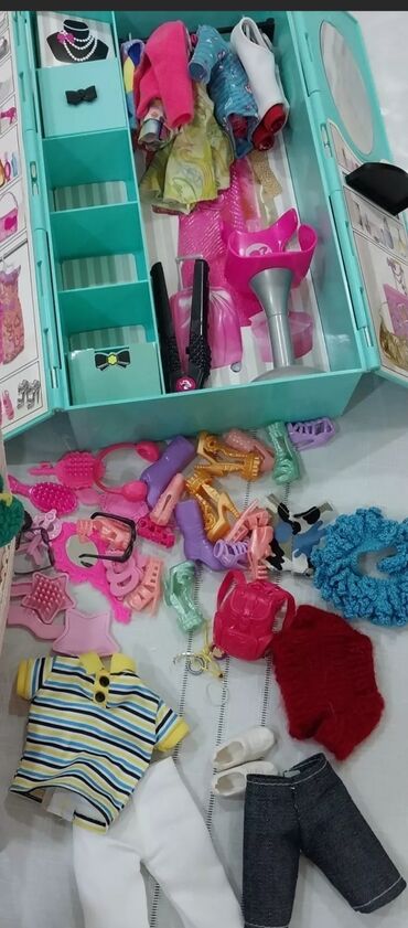 barbie kukla: Barbie qarderob 20 hamisi birlikde