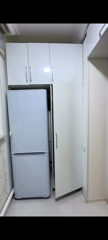 Uzunmüddətli kirayə mənzillər: Nərmanov metrosun yaxınlıqı Təbriz küçəsi 4/2 mərtəbəsi təmirli və — 1