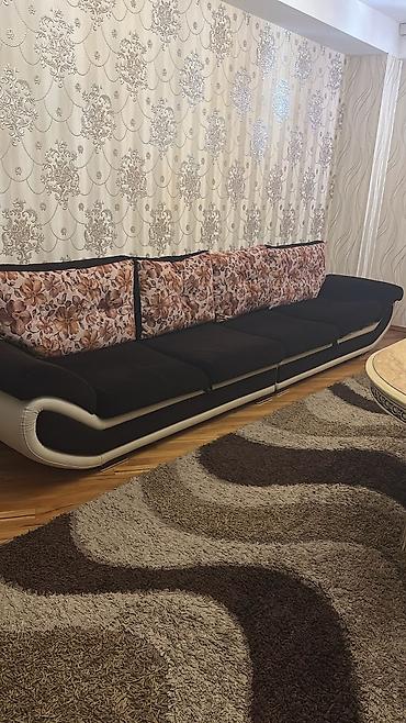 Digər mebel: *Sada*
bazali divan ela vəziyyətdədir 220 Azn
ünvan Həzi Aslanov 25156 — 1