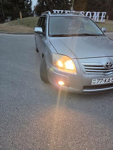 nissan note 1999: Toyota Avensis: 2 l | 2008 il Universal — 2
