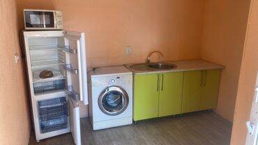срочно продаю дом начала маевка: Сдаётся небольшая меблированная студия/комната с отдельным входом