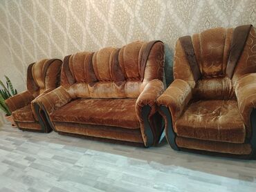 Çarpayılar: Divan, 2 kreslo