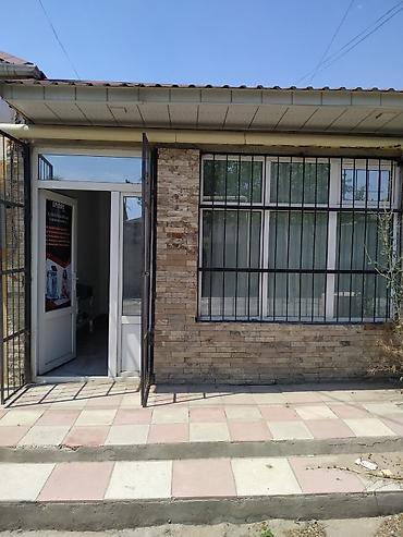 İcarəyə ofislər: Obyekt/Ofis sahəsi - Tək mərtəbəli, ayrı girişli obyekt. Fasadda — 1