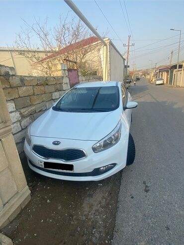 Kia: Kia Ceed: 1.4 l | 2014 il Universal