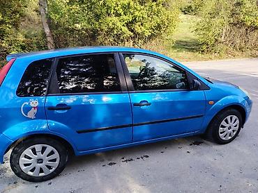 pr auto lajkovac: Ford Fiesta – plavi, 5 vrata, hečbek. Glavne karakteristike: - — 2