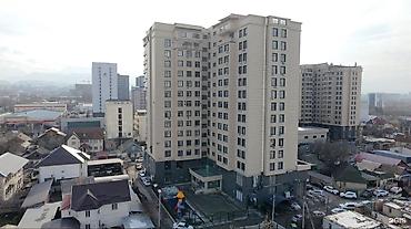 residence: 3 комнаты, 83 м², 8 этаж — 9