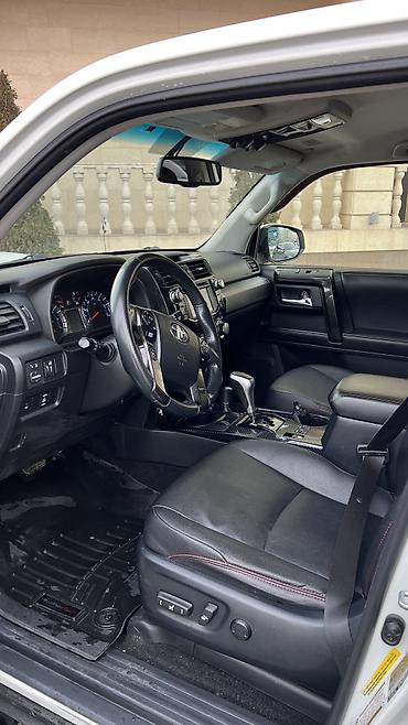 Toyota: Toyota 4Runner: 2018 г., 4 л, Автомат, Бензин, Внедорожник — 10