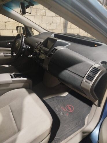 Toyota: 2008 ci il. qiymet 12000 m — 1