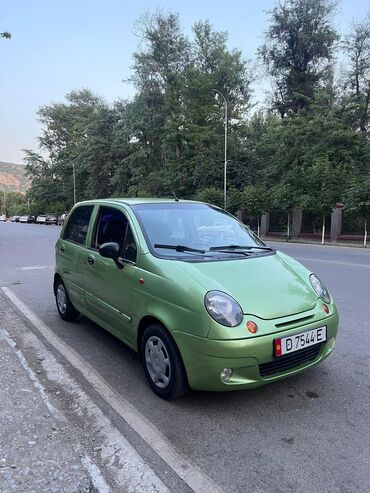 даевоо нубира: Daewoo Matiz: 2004 г., 1 л, Механика, Бензин, Хэтчбэк
