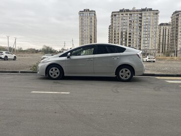 тайота филдер: Toyota Prius: 2010 г., 1.8 л, Вариатор, Гибрид, Хетчбек