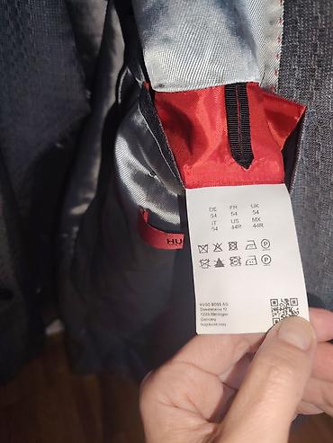 zegna odelo: Muški sako HUGO (Hugo Boss)*poobim sakoa 55cm*širina ramena — 4