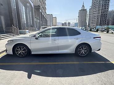 аксессуары на камри: Toyota Camry: 2021 г., 2.5 л, Автомат, Бензин — 6