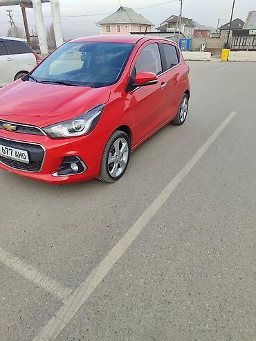 Chevrolet: Chevrolet Spark: 2016 г., 0.1 л, Вариатор, Бензин, Хэтчбэк — 2