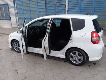 хонда фит: Honda Fit: 2008 г., 1.5 л, Автомат, Газ