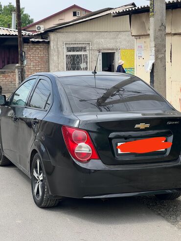 купить машину хендай солярис: Chevrolet Aveo: 2013 г.
