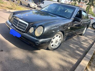 бмв м5 бишкек: Автомобиль Mercedes-Benz E-класса в кузове седан. Салон отделан черной