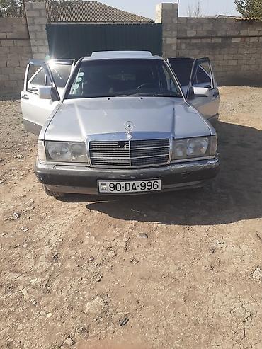mercedes vito салон: Mercedes-Benz 190E (W201) sedan - Rəng: gümüşü - Kuzov: 4 qapılı — 6