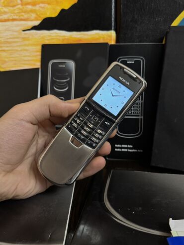 Nokia: Nokia 8 Sirocco, < 2 GB Memory Capacity, rəng - Gümüşü, Düyməli — 1