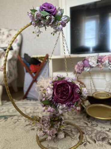 Xonça: Her biri ela vezyetdedir. Tek tek qiymeti 20 azn — 4