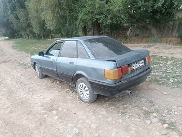 Audi: Audi 80: 1989 г., 1.8 л, Механика, Седан