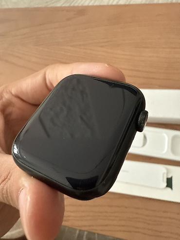 Apple Watch: Apple Watch series 7 (GPS) Максимальная емкость: 89% Версия WatchOS — 6