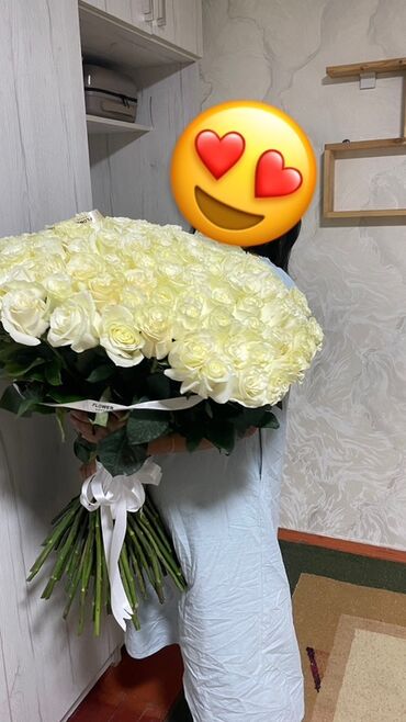 купить розы из атласной ленты: Только получила 101 белых роз✅ по хорошей цене Большой букет из белых