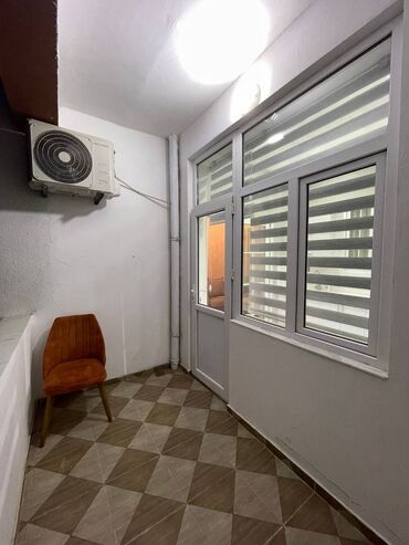 Uzunmüddətli kirayə mənzillər: Qarayev metrosu yaxınlığı,B. Çobanzadə küçəsi, Bona Dea Hospitalının — 8