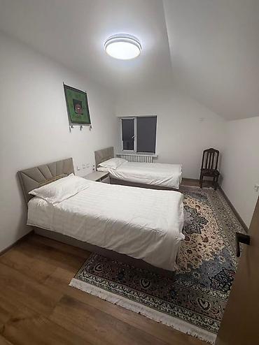 Аренда отелей и хостелов: Hostel Jayluu 2, Бишкек Уютный хостел в тихом районе Бишкека. У нас — 5