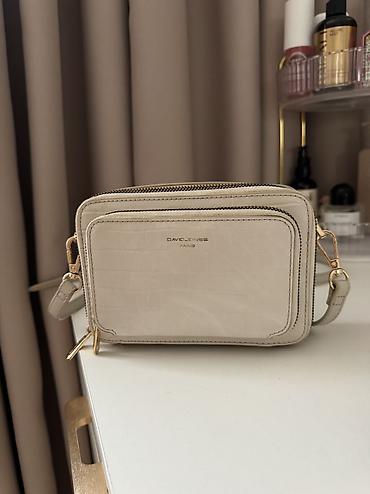 Çantalar: David Jones sumka bej rengde. Az istifade olunub, yaxsi veziyyetdedir — 2