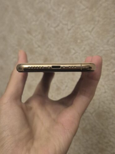 Apple iPhone: IPhone Xs, 64 GB, Qızılı, Simsiz şarj — 6