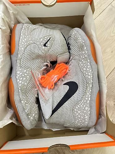 nike machomai 2: Мужские кроссовки, 41, 41.5, 42, Nike, Б/у, цвет - Серый — 9
