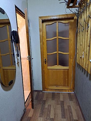 Uzunmüddətli kirayə mənzillər: Əcəmi m. yaxınlığında, 1-ci mərtəbədə Biznes üçün Yararlı 4 Otaqlı — 6