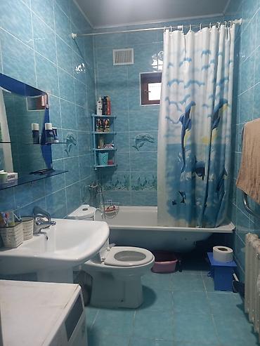 Продажа коттеджей и домов: Продаю дом! 4ком 4сот Район Тец-2 ул.Тайлак баатыра 19 Первая линия — 5