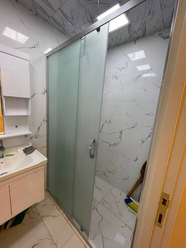 Uzunmüddətli kirayə mənzillər: Nərimanov metrosuna yaxin Abu Arenaya yaxin 9 mertebeli binanın 8-ci — 4