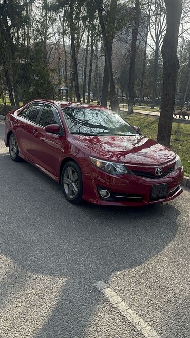 авто за 80000 сом: Toyota Camry: 2012 г., 2.5 л, Автомат, Бензин, Седан