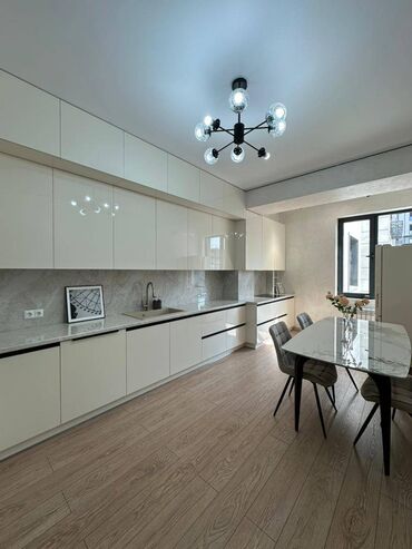 Продажа квартир: 3 комнаты, 107 м², Элитка, 7 этаж, Евроремонт