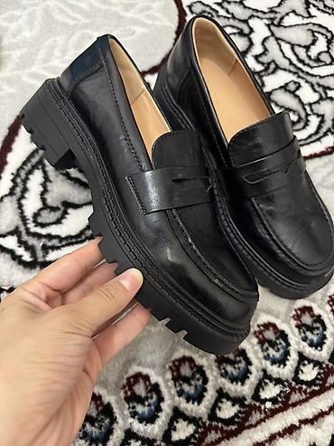 clarks обувь: Женские лоферы в классическом стиле брала за 3000 - Цвет: чёрный - — 3