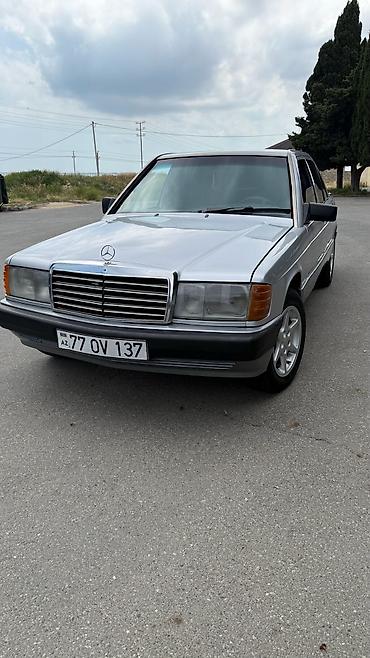 radiator mersedes: Mercedes-Benz 190 (W201): 2 l | 1990 il Sedan — 2