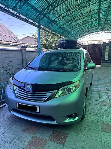 sprinter 516 2011: Toyota Sienna: 2016 г., 3.5 л, Автомат, Бензин, Минивэн — 3