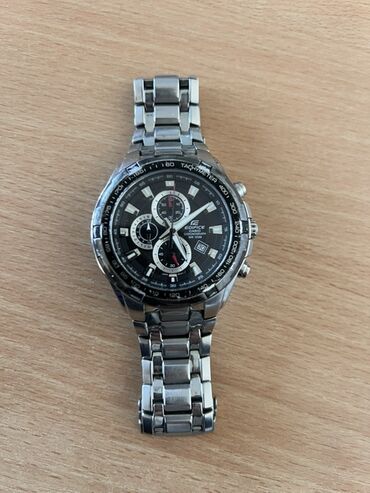 кольцо обнимашка руки: Casio Edifice Chronograph (серия EF) — мужские наручные часы из