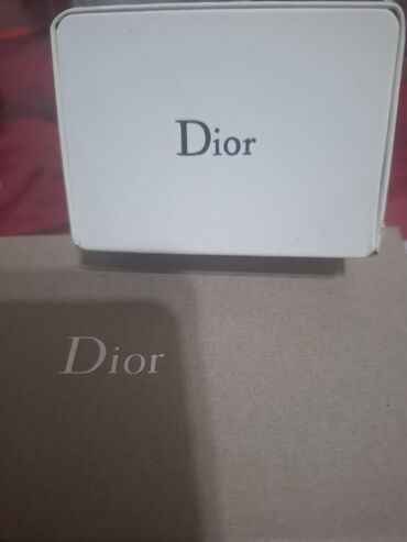 Eynəklər: Gün eynəyi, Dior, İşlənmiş — 4