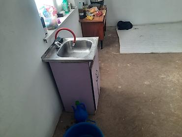 Продажа коттеджей и домов: Срочно продам дом в г.Каракол Ул. Алыш Акунова 29. Участок 4.5 сотки — 11