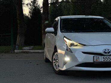 Toyota: Toyota Prius: 2016 г., 1.8 л, Вариатор, Гибрид, Хэтчбэк