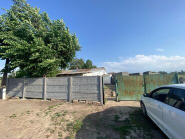 прадю дом: Барачный, 828568468 м², 3 комнаты, Собственник