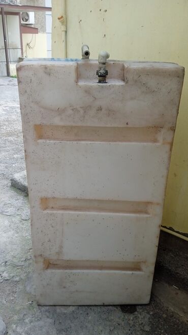 plasmas çən: 200 LT Plastik su çəni – düzbucaqlı formalı, yığcam ölçülü model