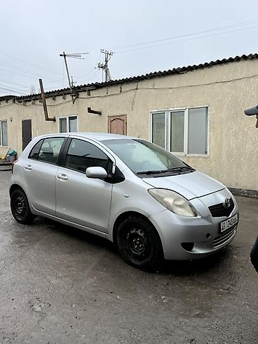 Toyota: Toyota Yaris: 2007 г., 1.3 л, Робот, Бензин, Хэтчбэк — 3