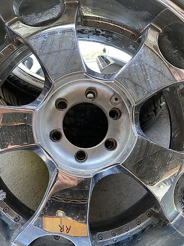 м рул: Дөңгөлөктөр монтажда 285 / 40 / R 22, All-season, Колдонулган, Комплект, Жеңил унаалар, Куйма, тешиктери - 6 — 2